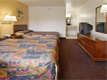 Double Room - Non-Smoking 